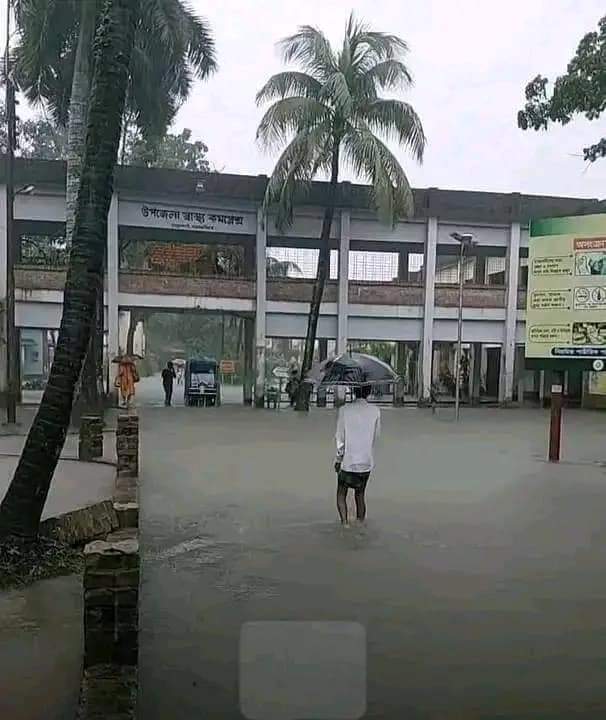 ময়মনসিংহে পাহাড়ি ঢলে পানিবন্দি হাজার হাজার মানুষ