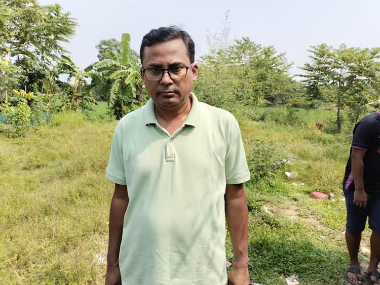 সংসদ সচিবালয়ের যুগ্মসচিব কিবরিয়া মজুমদার বিজিবির হাতে আটক