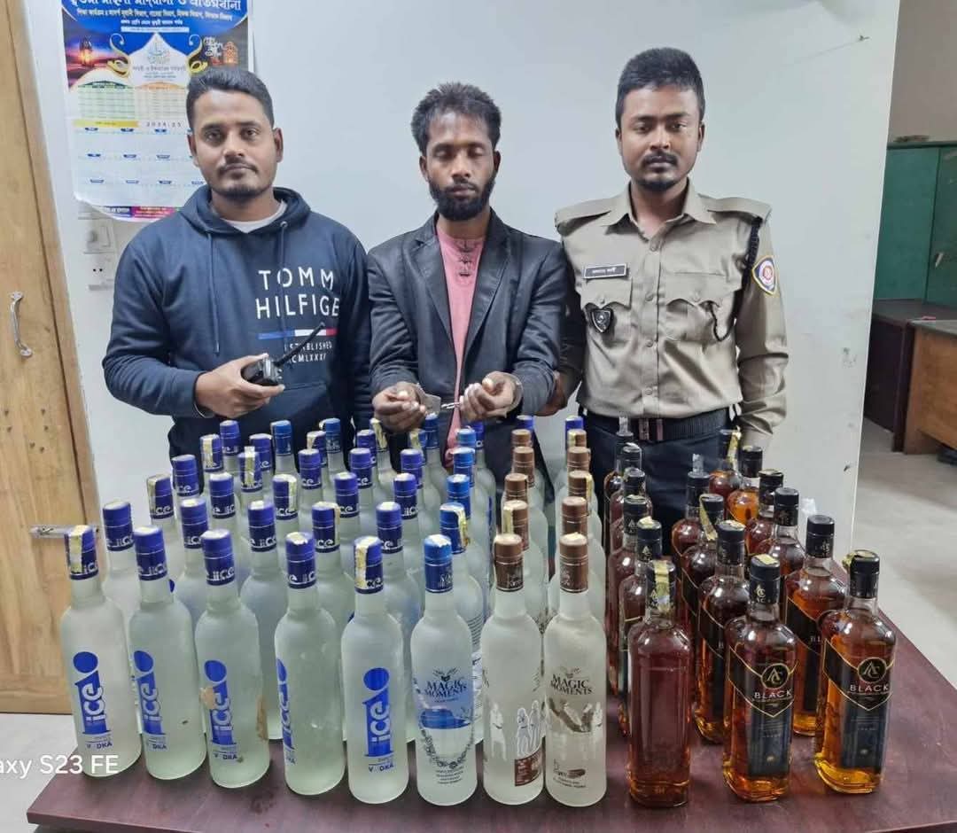 ময়মনসিংহ মাদক দ্রব্য নিয়ন্ত্রণ অধিদপ্তরের অভিযানে বিপুল পরিমাণ বিদেশী মদ সহ গ্রেফতার-০১