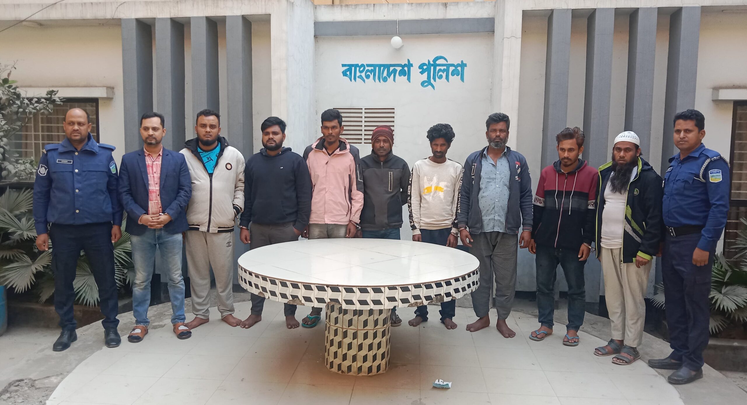 ময়মনসিংহ কোতোয়ালী মডেল থানার অভিযানে আওয়ামীলীগ ছাত্রলীগ ও অন্যান্য মামলার আসামীসহ গ্রেফতার ০৯ জন