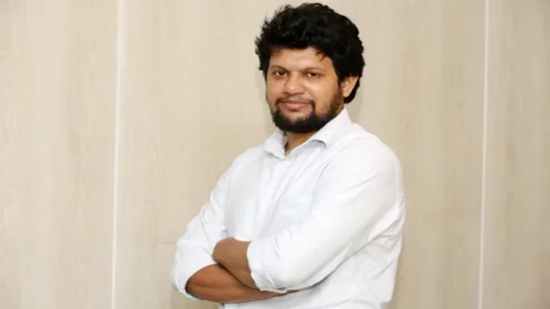 তথ্য উপদেষ্টা হলেন মাহফুজ আলম