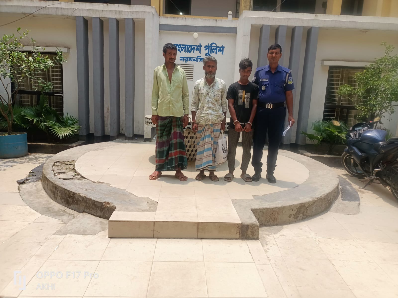 ময়মনসিংহ কোতোয়ালী পুলিশের অভিযানে চুরি ও পরোয়ানাভুক্ত আসামীসহ গ্রেফতার-৩