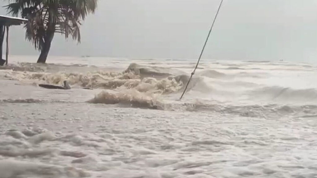 দুর্বল হয়েছে গভীর নিম্নচাপ, অবস্থান করছে টাঙ্গাইল এলাকায়