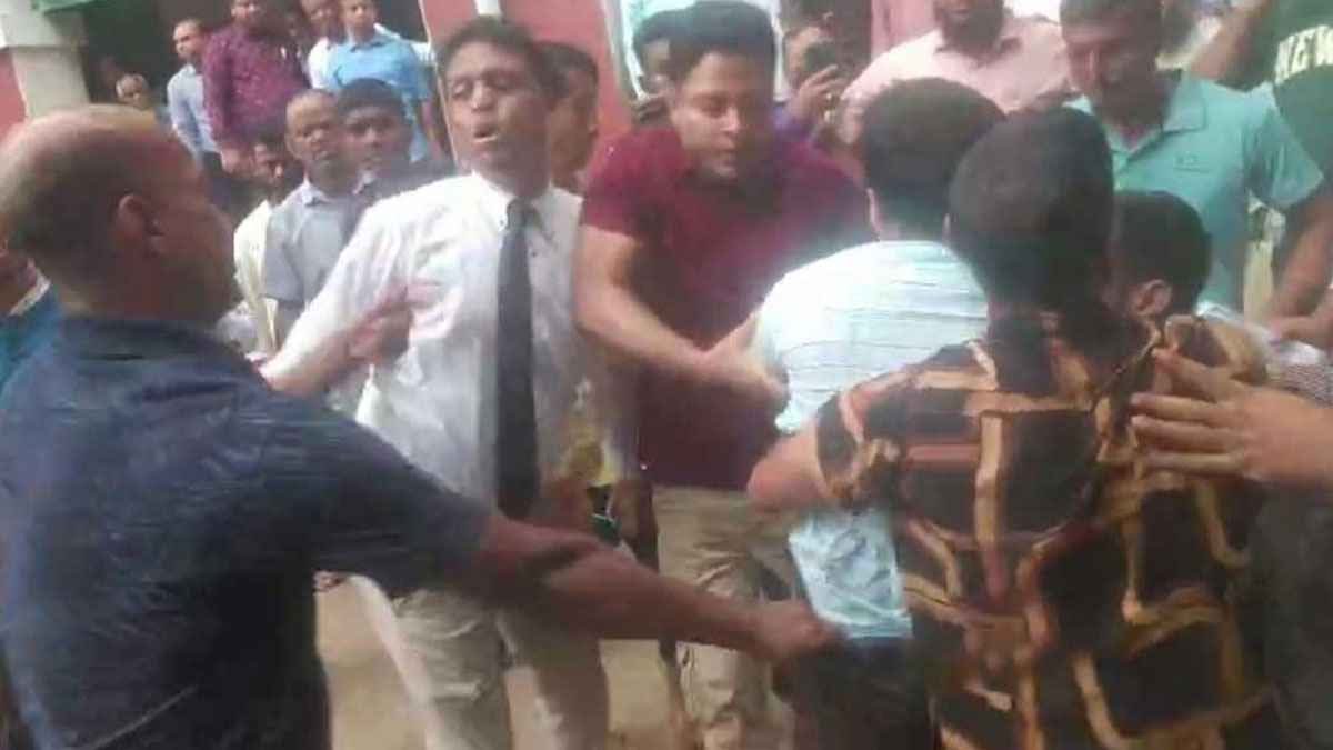 ময়মনসিংহে ছাত্রলীগ নেতা আটক, ডিবি পুলিশের সঙ্গে ধস্তাধস্তি আইনজীবীর