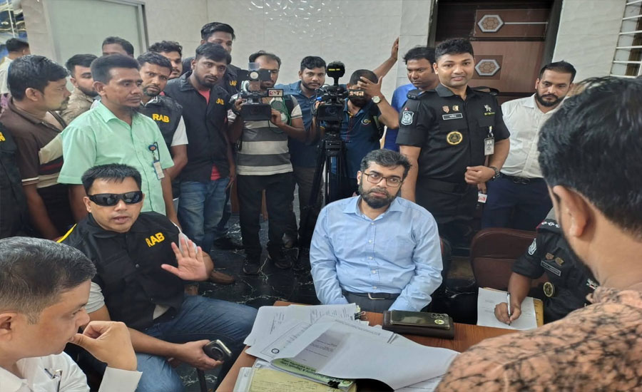 ময়মনসিংহে ক্লিনিকে র্যাবের অভিযান; ৭ লক্ষাধিক টাকা জরিমানা, ৮ জনের কারাদণ্ড